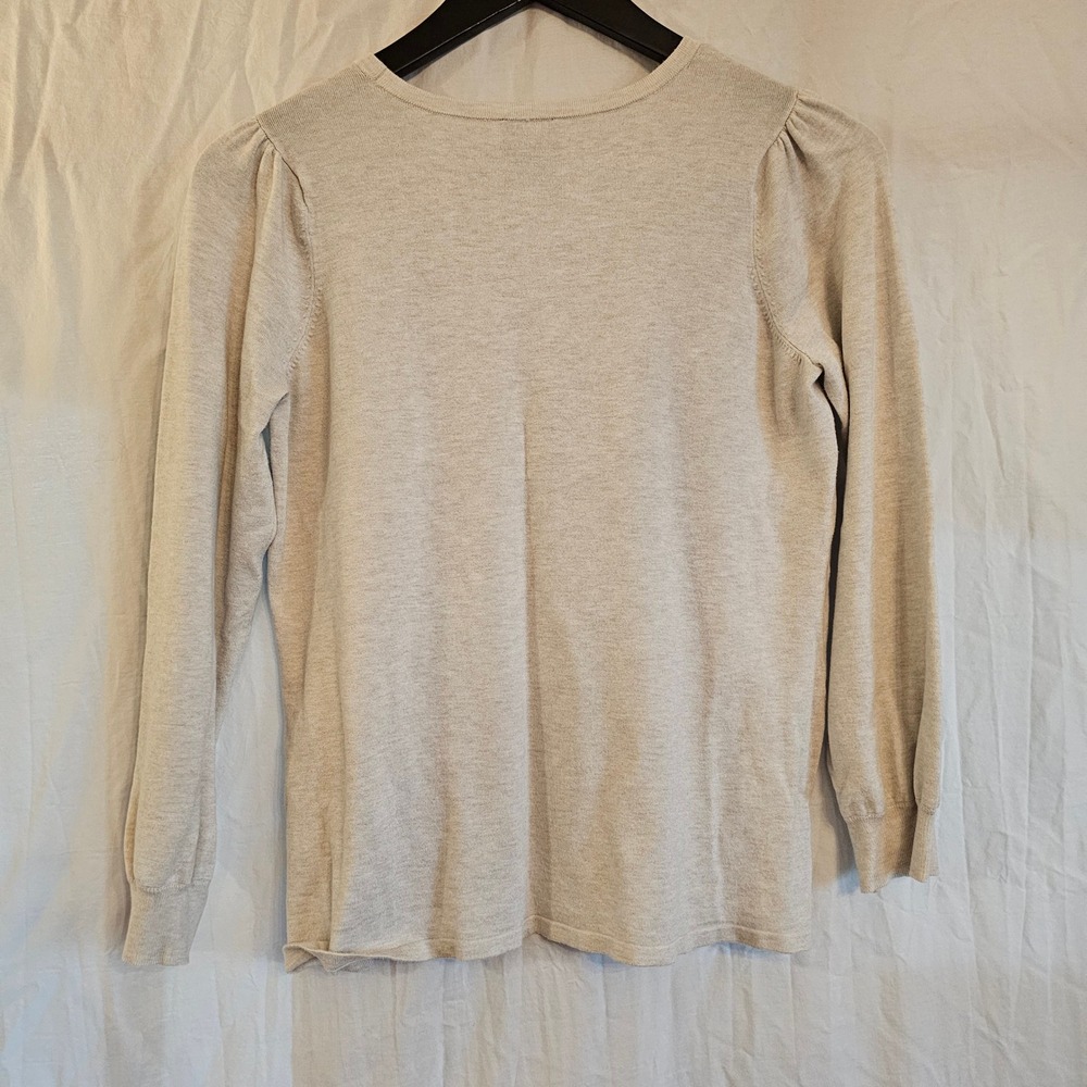 Chicos Oatmeal Beige Puff Shoulder Crew Neck Knit Sweater Size 1 Medium - Picture 5 of 8